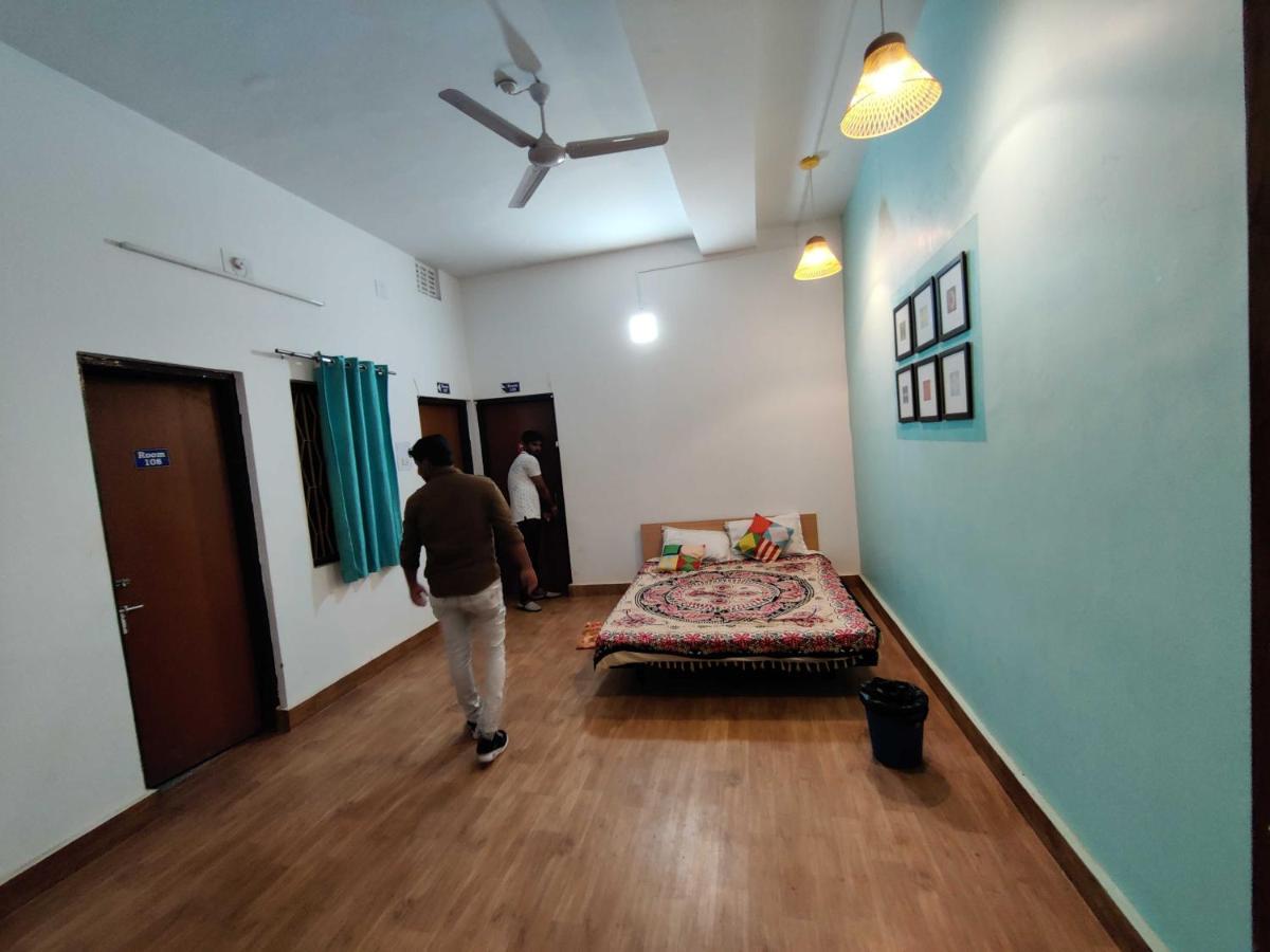 Hotel O Housefull Residency Khandagiri Luaran gambar