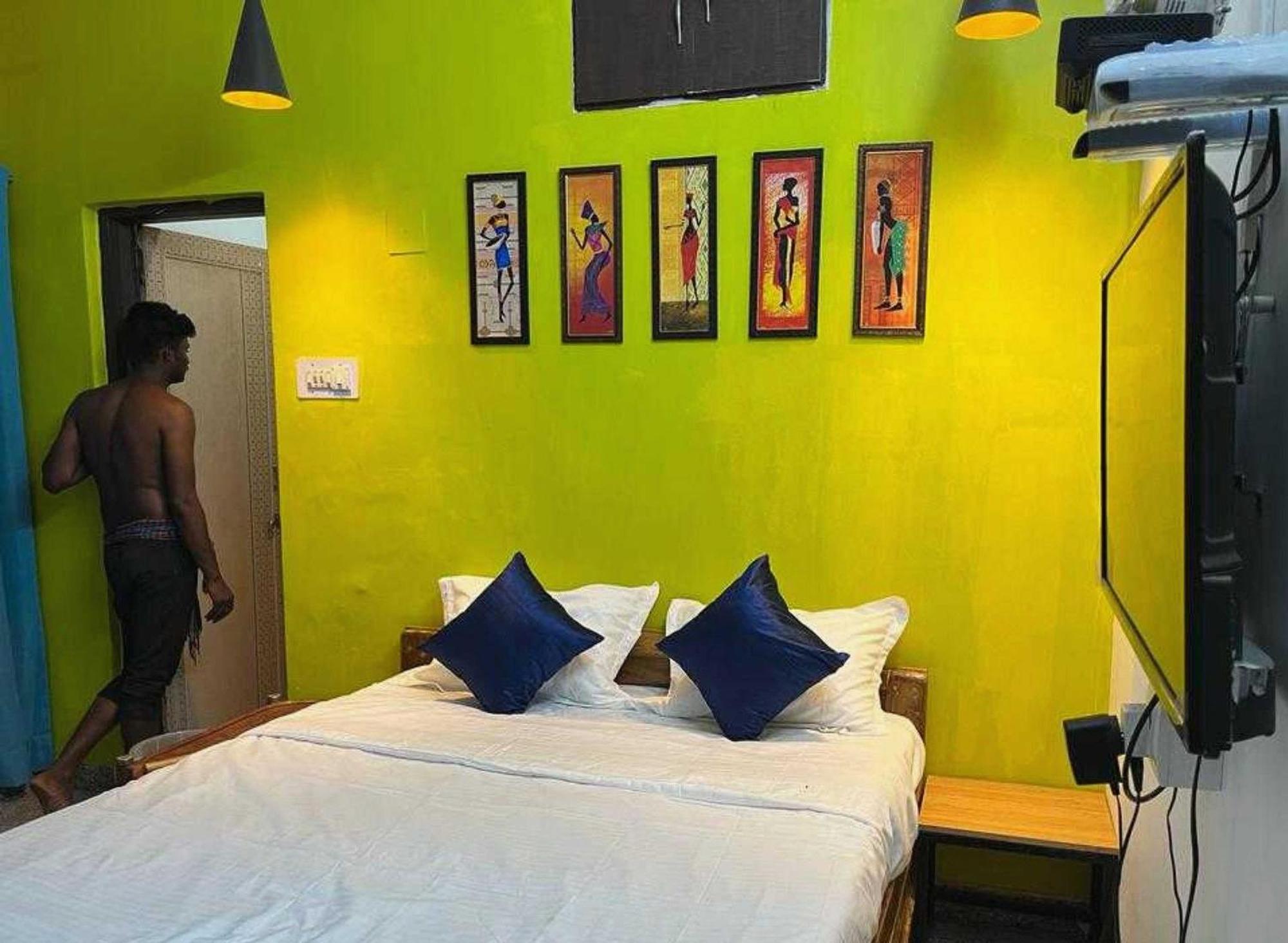 Hotel O Housefull Residency Khandagiri Luaran gambar